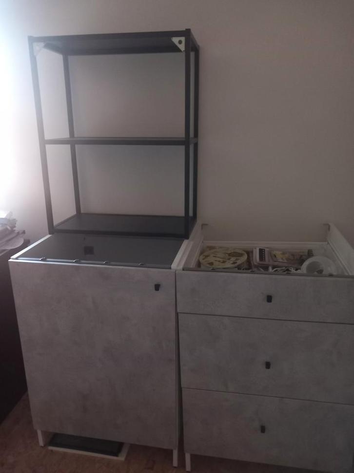 Enhet keuken ikea in betongrijs nieuw, Huis en Inrichting, Keuken | Complete keukens, Zo goed als nieuw, Ophalen