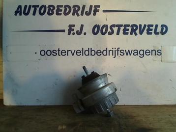Support moteur d'un Audi A6, Enlèvement ou Envoi, 3 mois de garantie, Utilisé, Audi