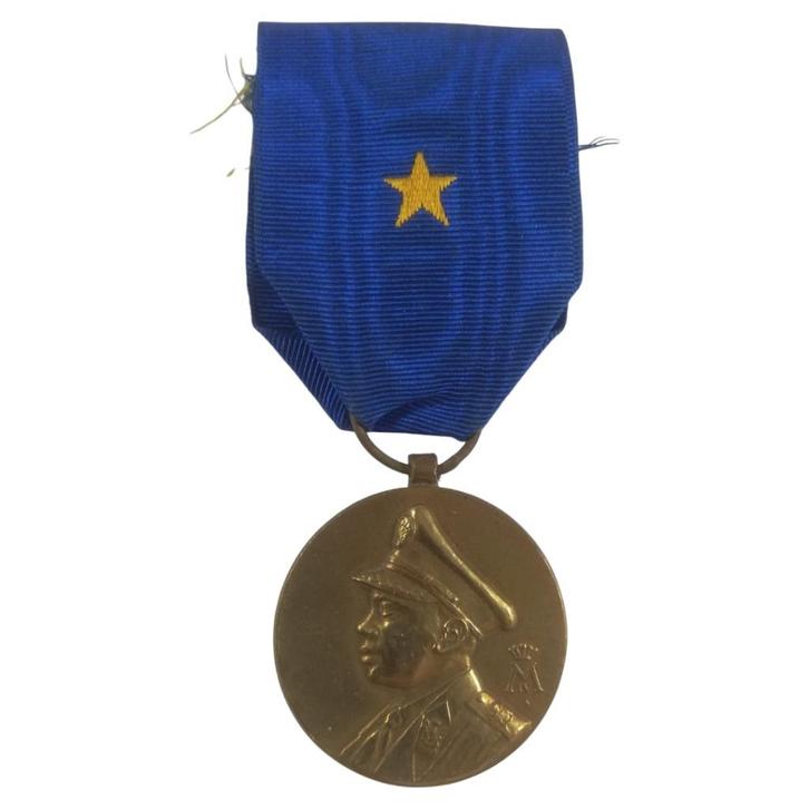 Burundi - Mwambutsa IV medaille, Verzamelen, Militaria | Algemeen, Overige soorten, Lintje, Medaille of Wings, Ophalen of Verzenden
