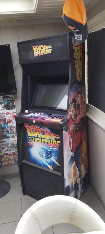 Arcade kast, Enlèvement, Utilisé