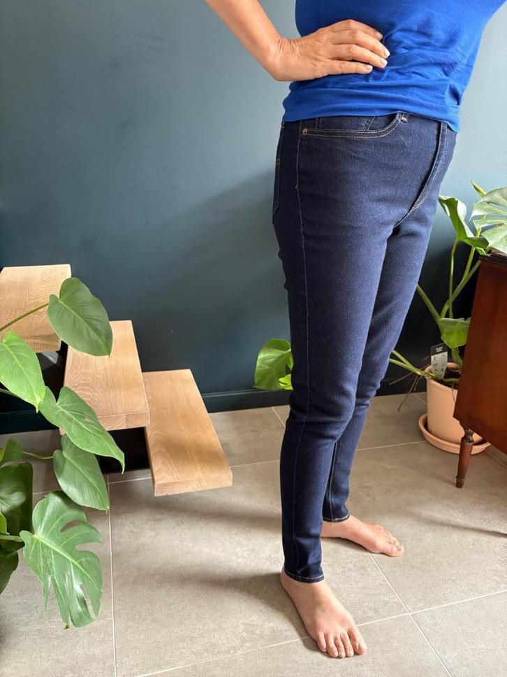 Levi's high rise skinny blauwe jeans, maat 30, nieuw, Kleding | Dames, Spijkerbroeken en Jeans, Nieuw, W30 - W32 (confectie 38/40)