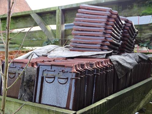 Dakpannen Pottelberg bruin geglazuurde stormpannen type 44, Antiek en Kunst, Curiosa en Brocante, Ophalen
