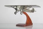 Spirit of St. Louis – houten modelvliegtuig op houten sokkel, Ophalen, Gebruikt, Schaalmodel