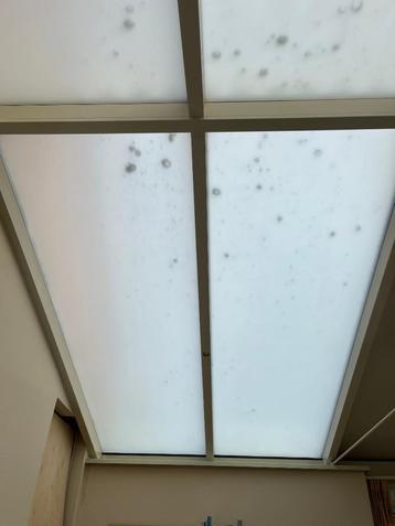 Hoogrendementsglas (mat gelaagd) + dubbel gelaagd glas beschikbaar voor biedingen