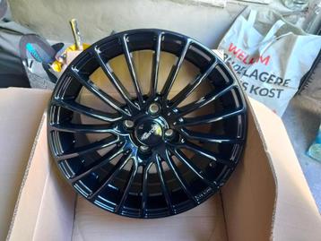 4 x FIAT 500 OF ANDERE NIEUWE 16 INCH VELGEN zonder band beschikbaar voor biedingen
