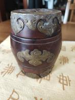 Boîte à thé en bois incrustée de motifs en bronze, Antiquités & Art, Envoi