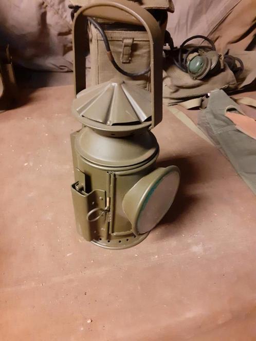 1945 Britse petroleum lamp, Verzamelen, Militaria | Tweede Wereldoorlog, Landmacht, Overige typen, Ophalen of Verzenden