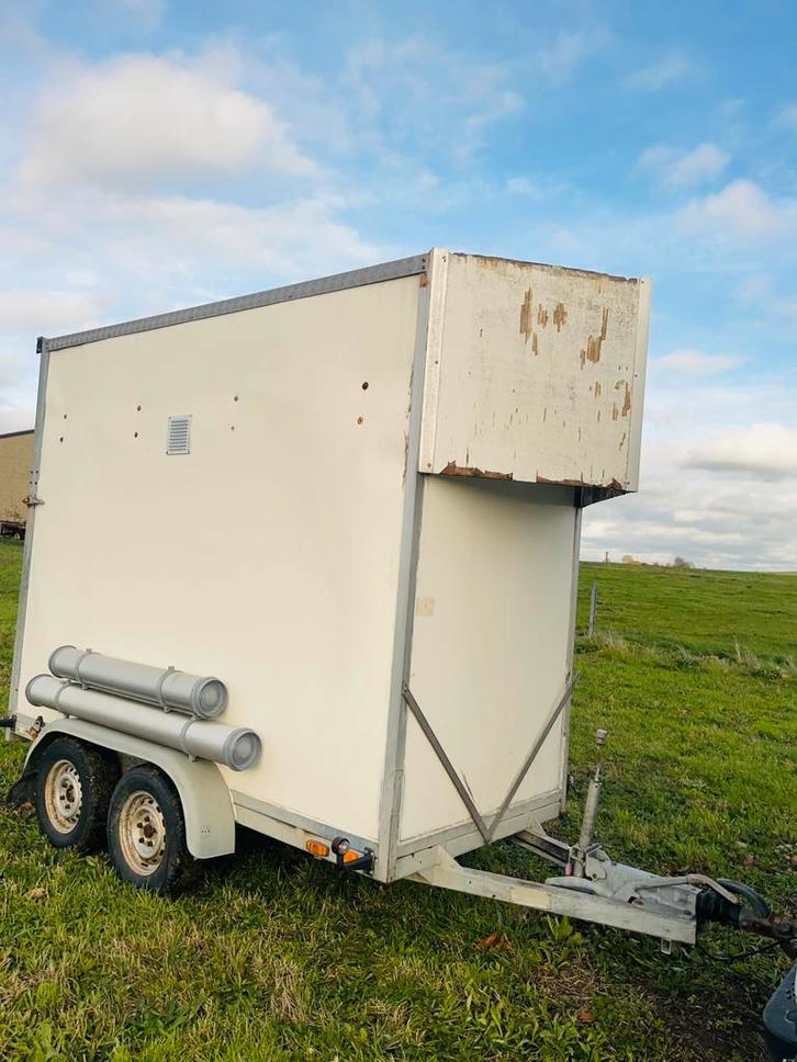 Remorque fermée 2T7, haut: 2m32 (intérieur) rampe basculante, Auto diversen, Aanhangwagen-onderdelen, Ophalen