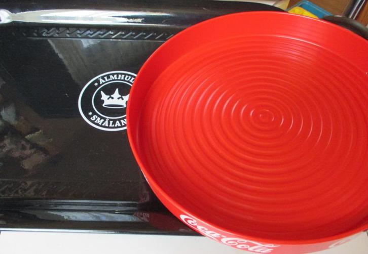 2 dienbladen (plateau's) prima staat , samen 2 euro, of ..., Huis en Inrichting, Woonaccessoires | Dienbladen, Zo goed als nieuw