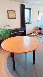 Ronde tafel van hout, Huis en Inrichting, Tafels | Eettafels, Ophalen, Zo goed als nieuw