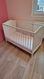 kind baby bed met commode en matras perfecte staat, Kinderen en Baby's, Kinderkamer | Complete kinderkamers, Ophalen, Zo goed als nieuw