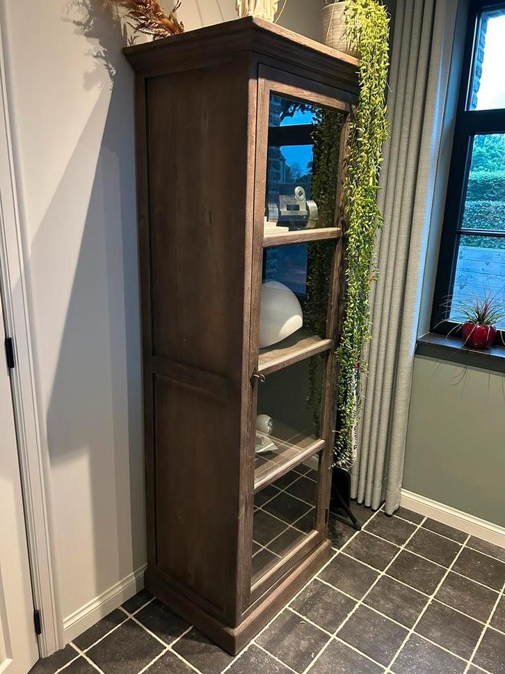 2 mooie oude vitrinekasten, Huis en Inrichting, Kasten | Vitrinekasten, Gebruikt, 150 tot 200 cm, 50 tot 100 cm, 25 tot 50 cm