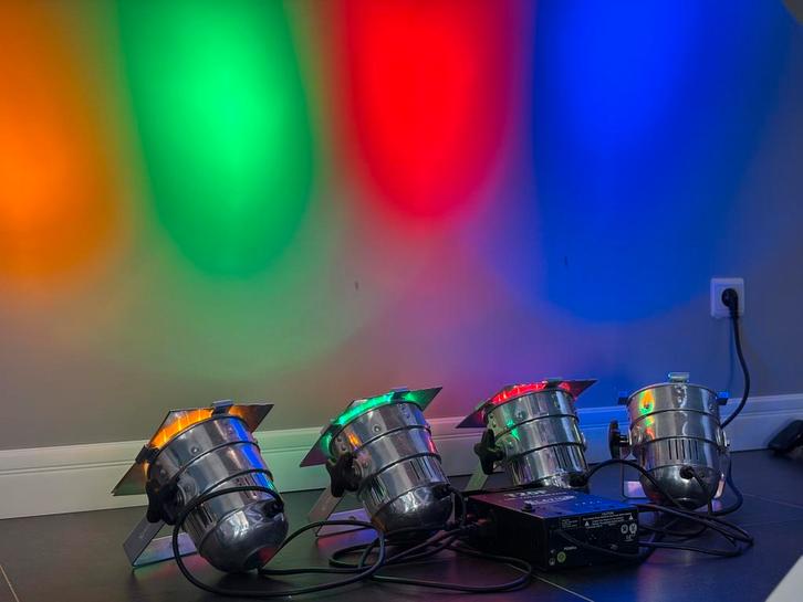Volledige set verlichting met DJ controller - dj-set, Musique & Instruments, Lumières & Lasers, Comme neuf, Autres types, Commande sonore
