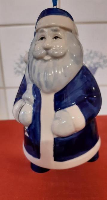 delfts blauw: Kerstman met rugzak (kerstdecoratie) beschikbaar voor biedingen