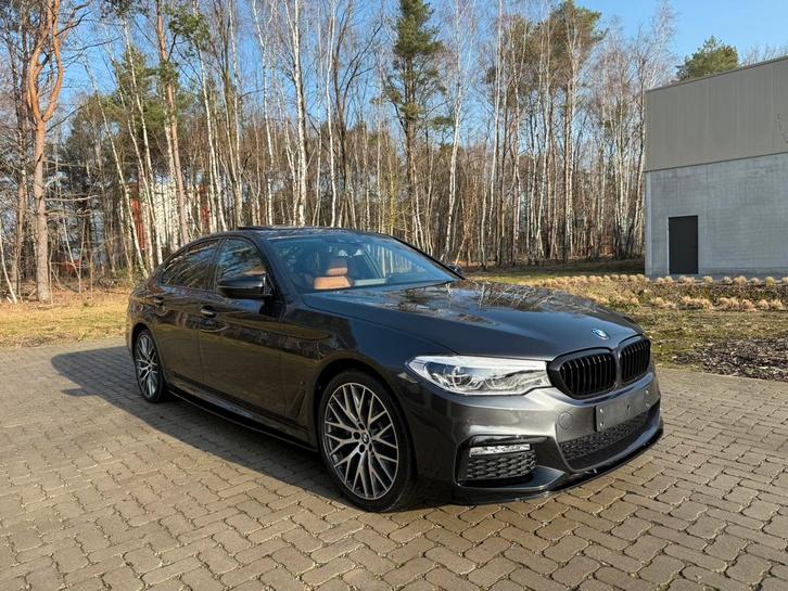 BMW 530e Hybrid M-Sport | GARANTIE | CAMERA | PDC | NAVI |, Auto's, BMW, Bedrijf, Te koop, 5 Reeks, Aangepast voor mindervaliden