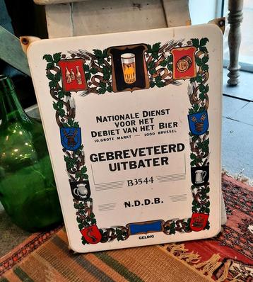 Leuk emaille bord gebreveteerd uitbater  beschikbaar voor biedingen