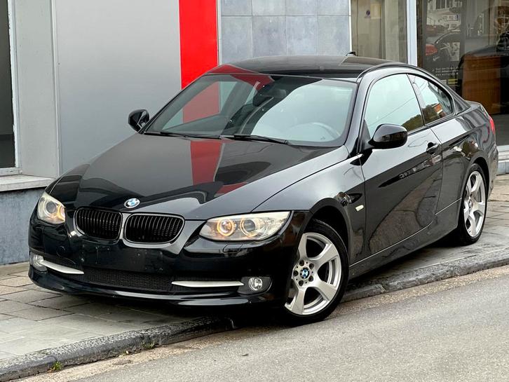 BMW 320 dA Coupé *Automatique*Full*6.198€HTVA Face Lifte, Auto's, BMW, Bedrijf, Te koop, 3 Reeks, ABS, Adaptive Cruise Control