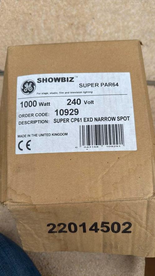 Set van 2 Showbiz CP61EXD SPOT Theatre 240V 1000W, Doe-het-zelf en Bouw, IJzerwaren en Bevestigingsmiddelen, Zo goed als nieuw