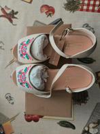 Sandalen maat 36, Ophalen