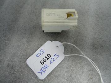 YBR125 2007 - 2011 Yamaha Elektrische component D1-15070 beschikbaar voor biedingen