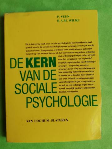 Kern van de sociale psychologie,Veen    ISBN-10: 9060018931 beschikbaar voor biedingen