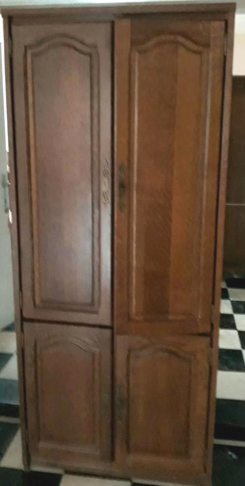 top grande armoire 202 cm chêne teinte bois massif 4 portes, Maison & Meubles, Armoires | Autre, Utilisé, Enlèvement