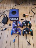 Nintendo GameCube met 4 controllers, Games en Spelcomputers, Spelcomputers | Nintendo GameCube, Ophalen of Verzenden, Zo goed als nieuw