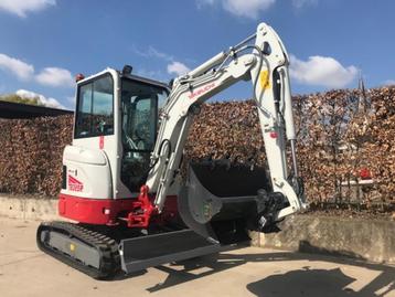 Takeuchi TB 325r, Enlèvement, Excavatrice