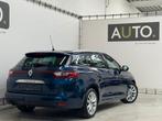 Renault Megane Break 1.2 TCe *NAVI*PDC*AIRCO*, Auto's, Renault, Voorwielaandrijving, 4 cilinders, https://public.car-pass.be/vhr/7f750c7a-4875-435e-a54e-b3207cd37657