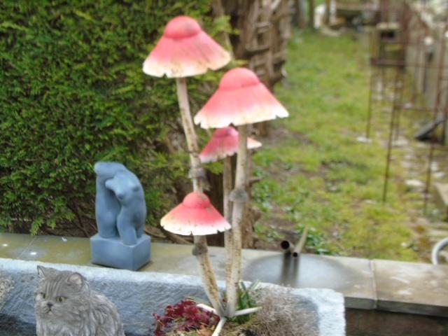 statue pic champignon (4) géant , fer forgé couleurs ., Jardin & Terrasse, Statues de jardin, Neuf, Autres types, Métal, Enlèvement ou Envoi