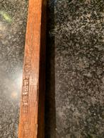 Oude eiken houten meterstok / liniaal  - met  ijktekens, Hobby en Vrije tijd, Applicatie, Zo goed als nieuw, Ophalen