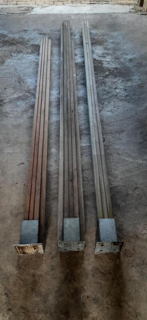 3 poteaux en Bangkiraï, à tête plate, de section 9X9cm, Tuin en Terras, Palen, Balken en Planken, Gebruikt, Palen, 250 cm of meer