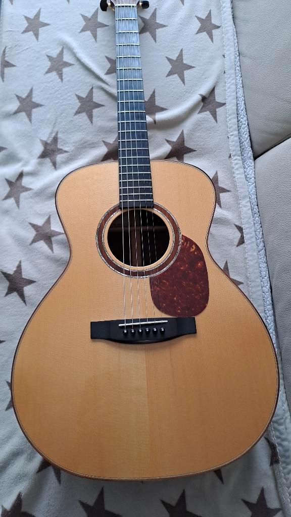 Grand concert du Lakewood M-32, Musique & Instruments, Instruments à corde | Guitares | Acoustiques, Comme neuf, Guitare Western ou Guitare Folk