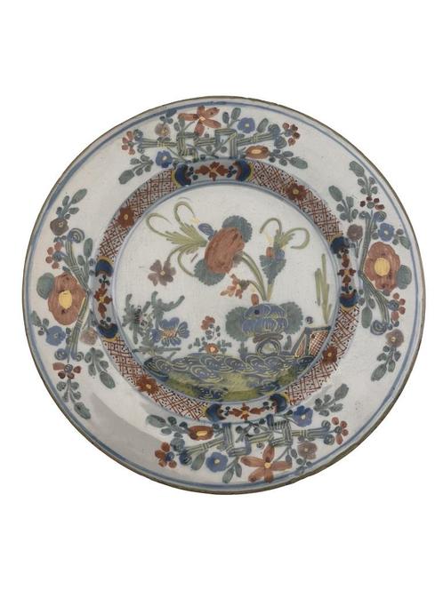 Aardewerken bord — Desvres of Delft — 20e eeuwse bloemendeco, Antiek en Kunst, Antiek | Keramiek en Aardewerk, Ophalen of Verzenden