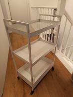 Wit rekje op wieltjes ikea, Huis en Inrichting, Woonaccessoires | Etagères, Ophalen, Zo goed als nieuw