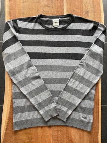 Trui Lee Cooper medium beschikbaar voor biedingen