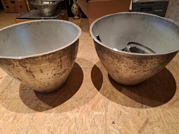 Ancien lustre industrielle. beschikbaar voor biedingen
