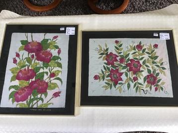 2 batik werkjes ingekaderd 60 cm op 50 cm beschikbaar voor biedingen