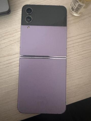 Samsung Galaxy Z Flip 4 5G 128gb beschikbaar voor biedingen