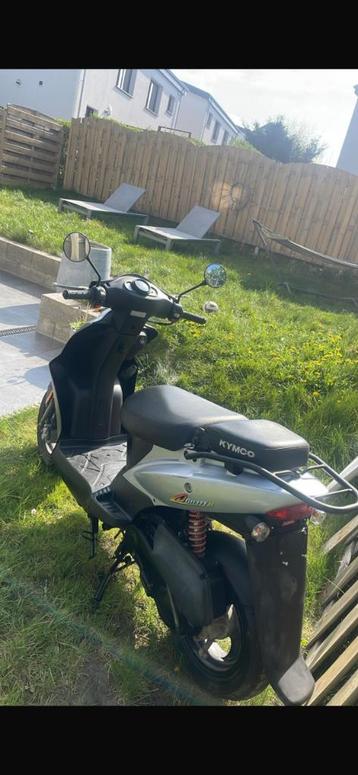 Scooter kymco classe B, Enlèvement ou Envoi, 4 cylindres, 12 à 35 kW