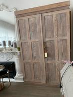 Massief houten kast, Ophalen of Verzenden, Zo goed als nieuw
