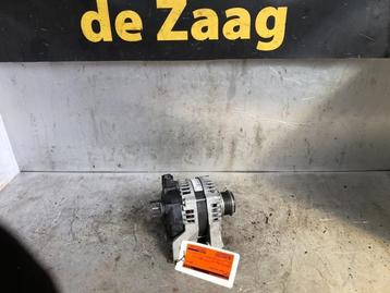 Dynamo van een Opel Corsa beschikbaar voor biedingen