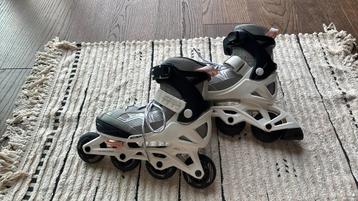 Inline skates oxelo maat  35/38 beschikbaar voor biedingen