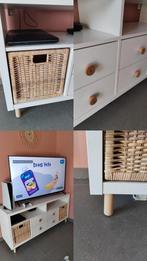 Tv kast Kallax ikea incl. mandjes, schuiven en pootjes, Huis en Inrichting, Kasten |Televisiemeubels, Ophalen, Gebruikt