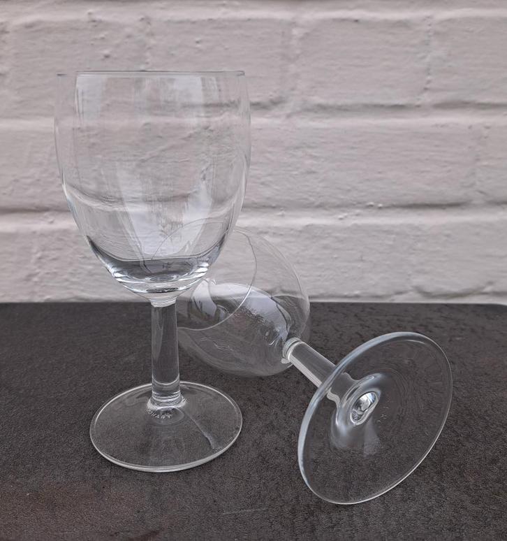 12 verres à vin vintage Arcoroc modèle Savoy, Maison & Meubles, Cuisine | Vaisselle, Comme neuf, Verre ou Verres, Autres styles