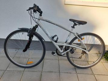 Vélo VTC TRIBAN (Occasion) beschikbaar voor biedingen