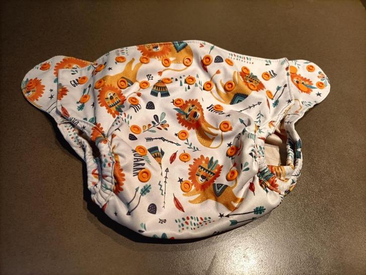 Blümchen Pakket Wasbare luiers (24 stuks) en 6 overbroekjes, Kinderen en Baby's, Kinderspulletjes, Zo goed als nieuw, Ophalen