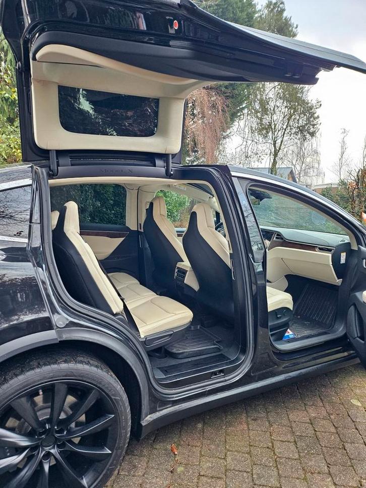 Tesla Model X autopiloot, Auto's, Tesla, Particulier, Model X, Adaptieve lichten, Adaptive Cruise Control, Airbags, Airconditioning