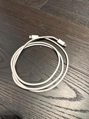 Apple USB-C naar Lightning kabel (1m) – origineel beschikbaar voor biedingen