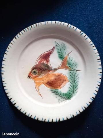 Wandbord met vis  beschikbaar voor biedingen